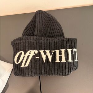 Off-White Charcoal Ribbed Beanie